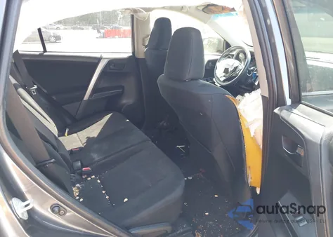 2016 Toyota Rav4 Le z USA, uszkodzony, nr VIN JTMZFREV2GJ063054